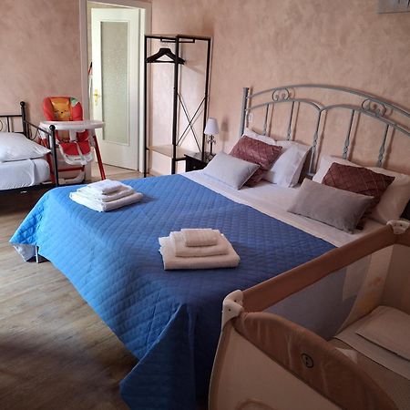 Chrilu House Hotel Catania-Fontanarossai nemzetközi repülőtér Kültér fotó